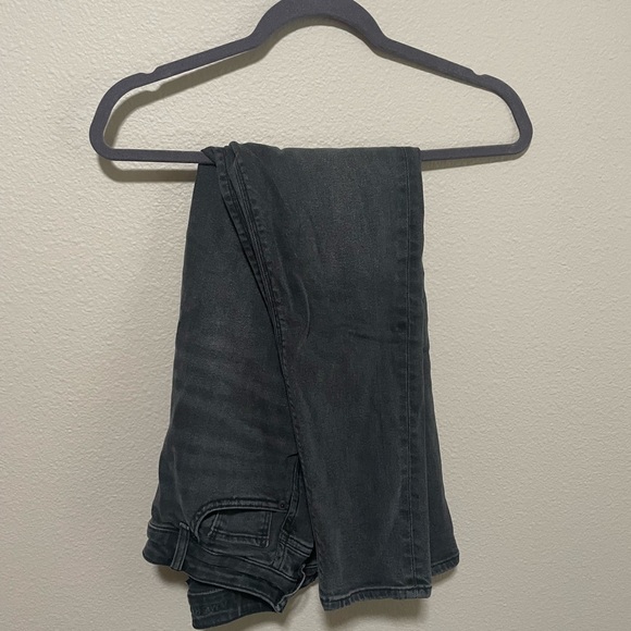 American Eagle Mom Jeans - Picture 2 of 5